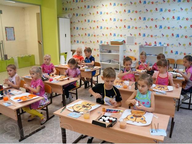 Детская изостудия в торговом центре